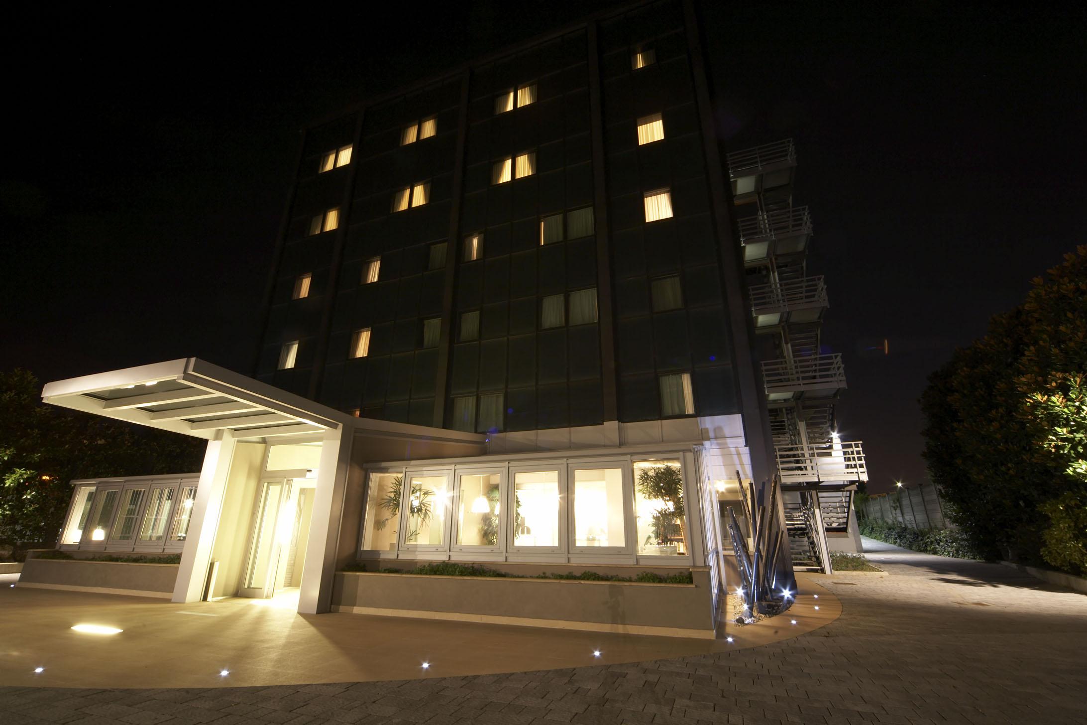 Hotel Montini Linate Airport Peschiera Borromeo Luaran gambar